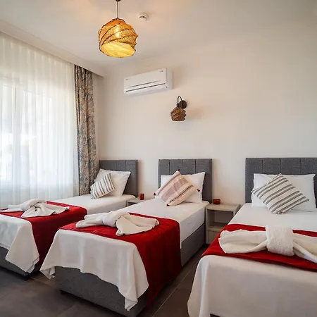 Palm Hotel