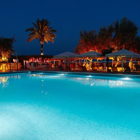 Hotel Palm Küçükkuyu