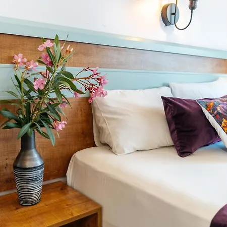 Otel Palm Küçükkuyu