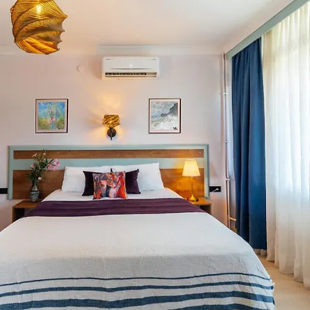 Hotel Palm Küçükkuyu