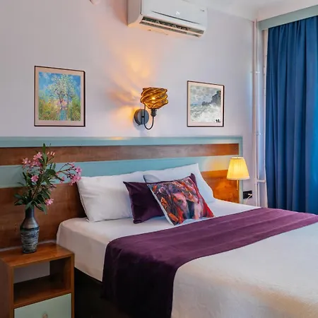 Palm Hotel 3*