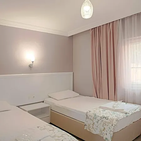 Palm Hotel 3*